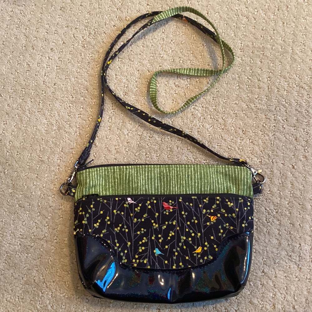 Cool Lizzie Crossbody Bag